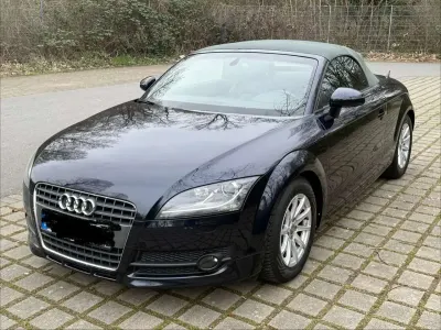 Second-hand Audi TT Roadster 160 CP (117 kW) 2009 Albastru Cabrio