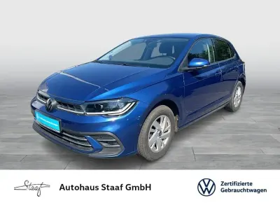 Gebraucht VW Polo Style 95 PS (69 kW) 2023 Reef blue metallic Kleinwagen