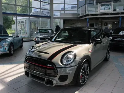 Gebraucht Mini John Cooper Works 231 PS (169 kW) 2018 Grau Kleinwagen