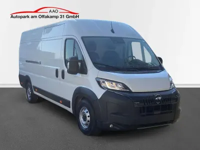 Gebraucht Peugeot Boxer 140 PS (102 kW) 2024 Kaolin weiß Van