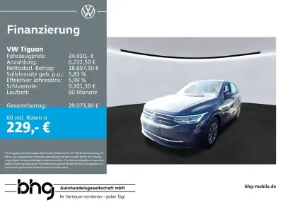 Gebraucht VW Tiguan 150 PS (110 kW) 2023 Grau SUV