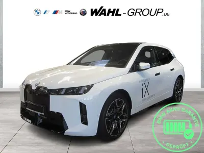 Brugt BMW iX M Sport 300 kW (408 HK) 2025 Hvid SUV