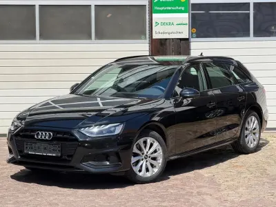 Gebraucht Audi A4 Advanced 163 PS (119 kW) 2021 Mythosschwarz Kombi