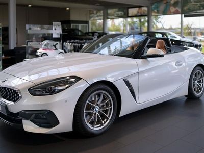 gebraucht BMW Z4 sDrive20i Sport Line +LED+Navi+M Sportsitze