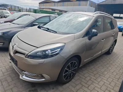 Gebraucht Renault Scénic III Bose Edition 131 PS (96 kW) 2013 Van / Kleinbus