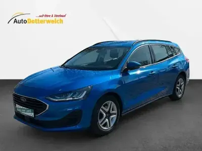 Gebraucht Ford Focus Cool & Connect 125 PS (91 kW) 2022 Blau Limousine