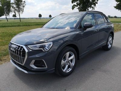 gebraucht Audi Q3 1.5 TSI Advance AHK Stanh ACC LED