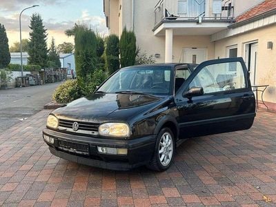 Second-hand VW Golf III GTI 116 CP (85 kW) 1996 Negru Berlinǎ
