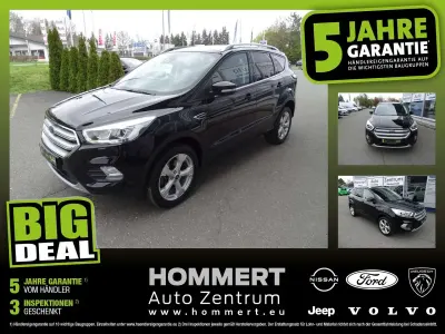Usado Ford Kuga Titanium 179 CV (131 kW) 2019 Negro SUV