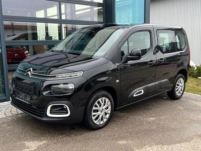 Second-hand Citroën Berlingo Feel 131 CP (96 kW) 2022 Negru Monovolum