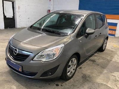 Gebraucht Opel Meriva Design Edition 101 PS (74 kW) 2011 Grau Van / Kleinbus