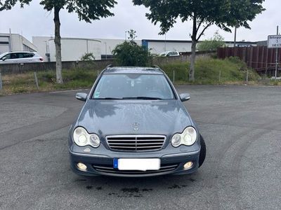 Mercedes C200
