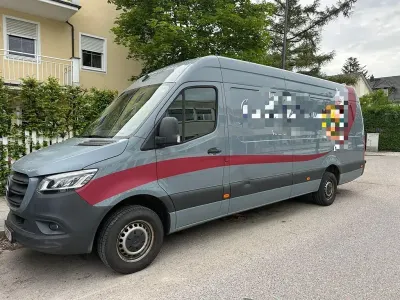 Gebraucht Mercedes Sprinter 190 PS (139 kW) 2022 Blau Van