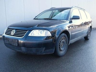 Gebraucht VW Passat Comfortline 131 PS (96 kW) 2001 Schwarz Kombi
