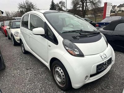 Weiß Gebraucht 2011 Mitsubishi i-MiEV Basis Kleinwagen | 3.750 €