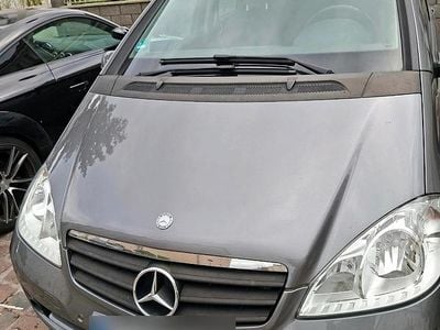 Gebraucht Mercedes A180 85 PS (62 kW) 2011 Grau SUV