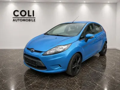 Używany Ford Fiesta Trend+ 82 KM (60 kW) 2011 Niebieski Hatchback