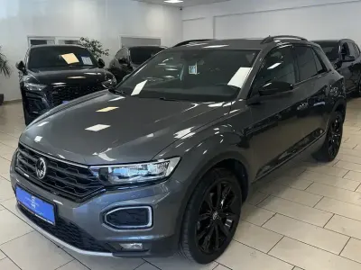 Usata VW T-Roc Sport 150 CV (110 kW) 2022 Grigio SUV