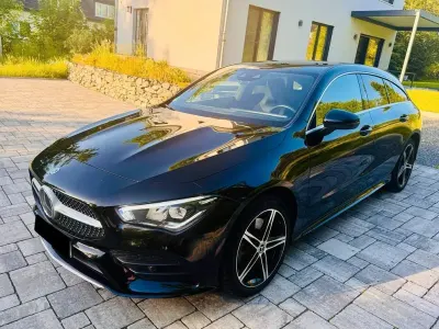 Gebraucht Mercedes CLA250e Shooting Brake 218 PS (160 kW) 2023 Schwarz Kombi
