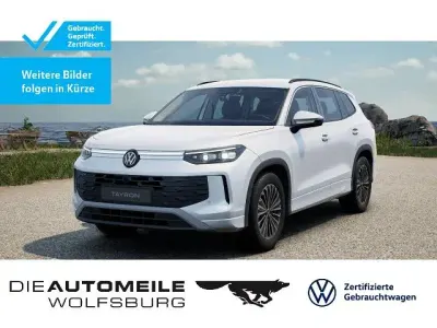 Gebraucht VW Tayron Life 150 PS (110 kW) 2025 Oryxweiß perlmutteffekt (metallic) SUV