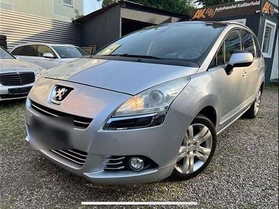Gebraucht Peugeot 5008 Platinum 156 PS (114 kW) 2010 Grau Van / Kleinbus