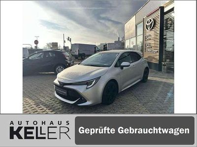 Gebraucht Toyota Corolla Club 122 PS (89 kW) 2019 Cosmicsilber metallic Limousine