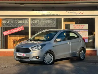 Gebraucht Ford Ka Basis 69 PS (50 kW) 2017 Ingot silver metallic 2 Limousine