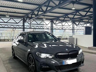 Gebraucht BMW 320 M Sport 190 PS (139 kW) 2021 Grau Kombi