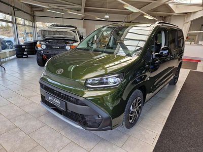 Nuova Toyota Proace Verso City 131 CV (96 kW) 2026 Verde Station wagon