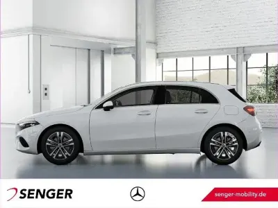 Gebraucht Mercedes A200 Advanced 163 PS (119 kW) 2025 Unilack polarweiß Limousine