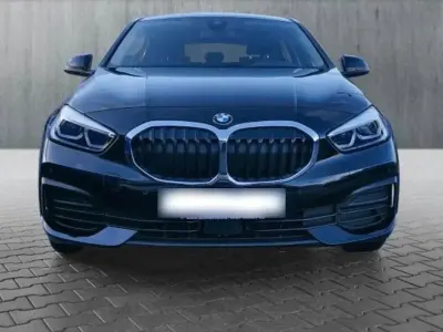 Gebraucht BMW 118 Advantage 136 PS (100 kW) 2023 Schwarz Kleinwagen