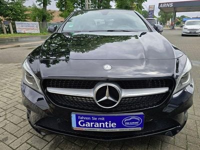 Gebraucht Mercedes CLA180 Urban 122 PS (89 kW) 2015 Schwarz Limousine
