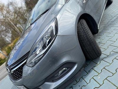 Usata Opel Zafira Business Edition 140 CV (102 kW) 2017 Argento Monovolume