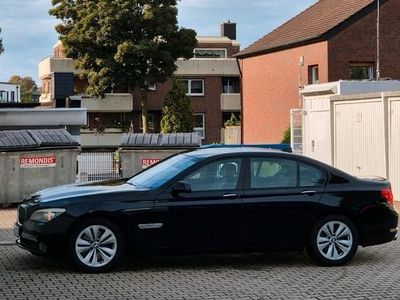 BMW 730