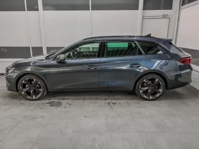 Neu Cupra Leon 150 PS (110 kW) 2025 (magnet grau s7s7) Kombi