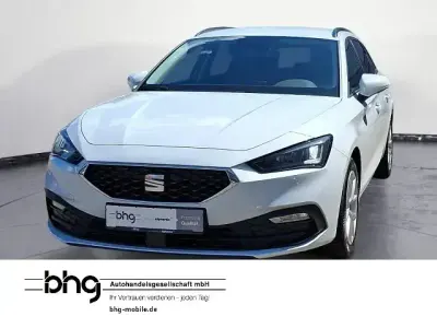 Gebraucht Seat Leon Style 150 PS (110 kW) 2021 Weiß Limousine