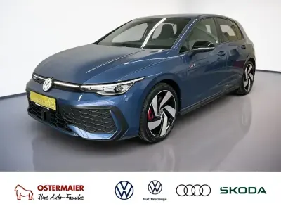 Gebraucht VW Golf VIII Style 265 PS (194 kW) 2024 Blau Limousine