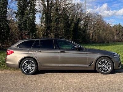 Usata BMW 520 Sport Line 190 CV (139 kW) 2019 Oro Station wagon
