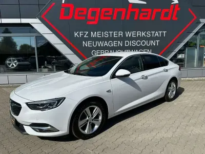 Gebraucht Opel Insignia Business Innovation 136 PS (100 kW) 2018 Weiß Limousine