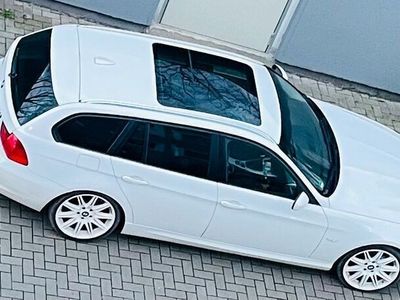 gebraucht BMW 318 d E91 Kombi Tüv Neu Top 19 Zoll M Felgen Panorama,Navi uvm