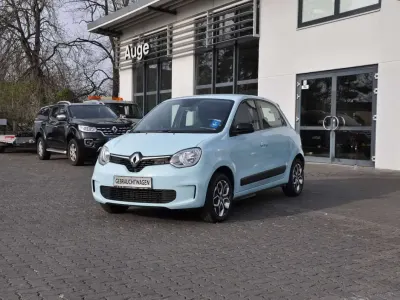 Begagnad Renault Twingo Equilibre 30 kW (42 HK) 2022 Blå Halvkombi