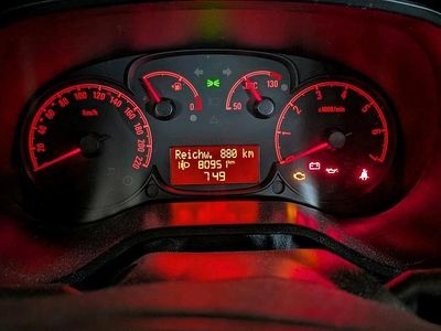 Gebraucht Opel Combo 95 PS (69 kW) 2017 Silber Van / Kleinbus