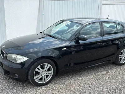 Gebraucht BMW 118 Sport Line 143 PS (105 kW) 2009 Schwarz Kleinwagen