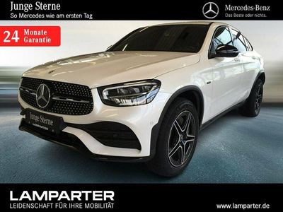 Gebraucht Mercedes GLC300e AMG 211 PS (155 kW) 2020 Weiß Limousine