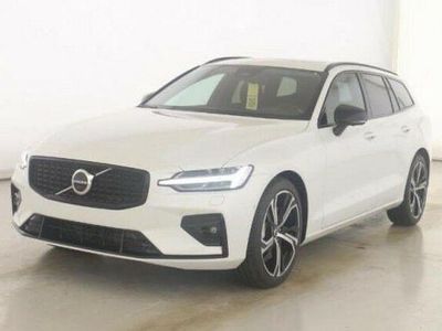 Gebraucht Volvo V60 Plus 197 PS (144 kW) 2024 Crystal white pearl (weiß) Kombi