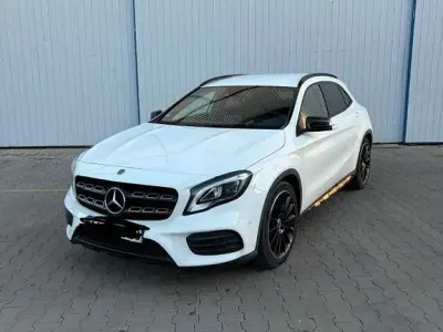 Gebraucht Mercedes GLA200 156 PS (114 kW) 2018 Weiß SUV