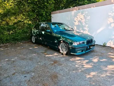 Gebraucht BMW 323 M Sport 170 PS (125 kW) 1997 Grün Limousine