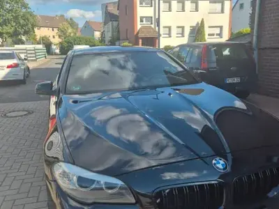 Gebraucht BMW 530 Sport Line 258 PS (189 kW) 2012 Schwarz Limousine