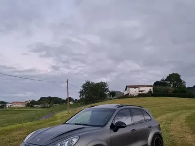 Gebraucht Porsche Cayenne S 400 PS (294 kW) 2011 Grau SUV