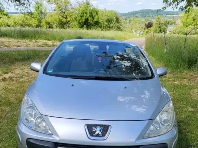 Gebraucht Peugeot 307 CC 140 PS (102 kW) 2005 Silber Cabrio